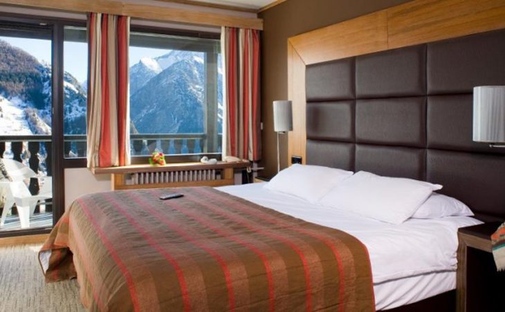 Hotel Ibiza, Les Deux Alpes, Double Bedroom 3